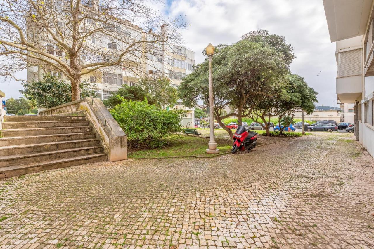Guestready -Nice 2 Bedroom Apartment In Belem! Lizbona Zewnętrze zdjęcie